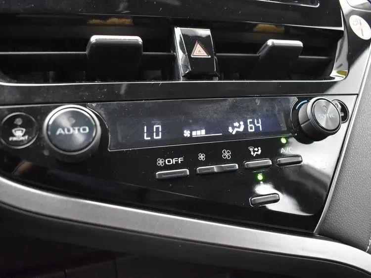 2022 Toyota Camry SE Sedan 4D, available for sale in Linden, New Jersey | Route 27 Auto Mall. Linden, New Jersey 2022 Toyota Camry SE Sedan 4D, available for sale in Linden, New Jersey | Route 27 Auto Mall. Linden, New Jersey