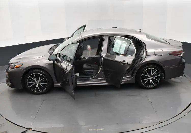 2022 Toyota Camry SE Sedan 4D, available for sale in Linden, New Jersey | Route 27 Auto Mall. Linden, New Jersey 2022 Toyota Camry SE Sedan 4D, available for sale in Linden, New Jersey | Route 27 Auto Mall. Linden, New Jersey
