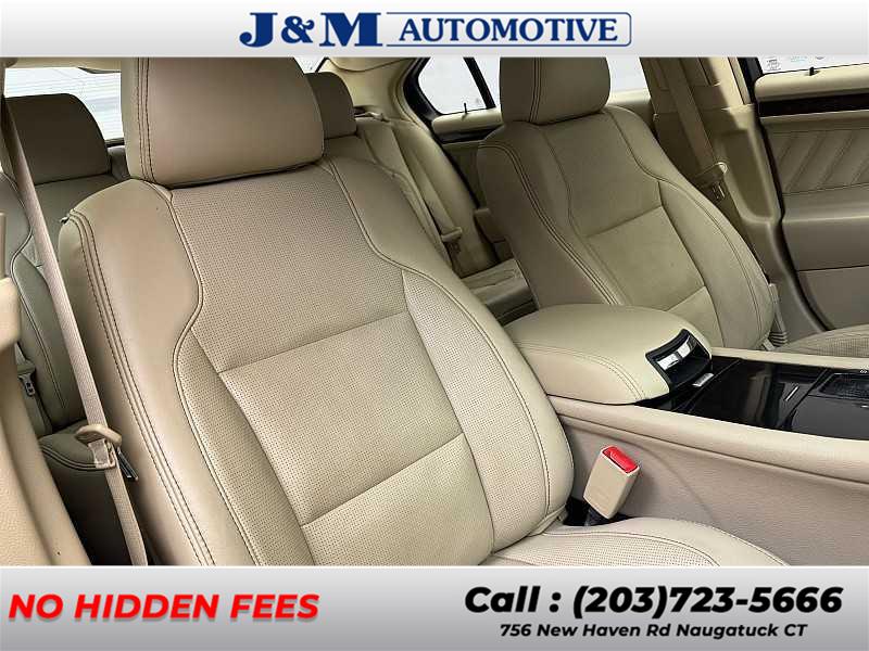 2015 Ford Taurus Limited, available for sale in Naugatuck, Connecticut | J&M Automotive Sls&Svc LLC. Naugatuck, Connecticut 2015 Ford Taurus Limited, available for sale in Naugatuck, Connecticut | J&M Automotive Sls&Svc LLC. Naugatuck, Connecticut