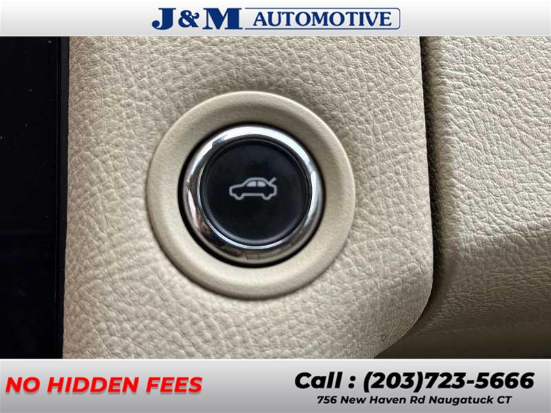 2015 Ford Taurus Limited, available for sale in Naugatuck, Connecticut | J&M Automotive Sls&Svc LLC. Naugatuck, Connecticut 2015 Ford Taurus Limited, available for sale in Naugatuck, Connecticut | J&M Automotive Sls&Svc LLC. Naugatuck, Connecticut