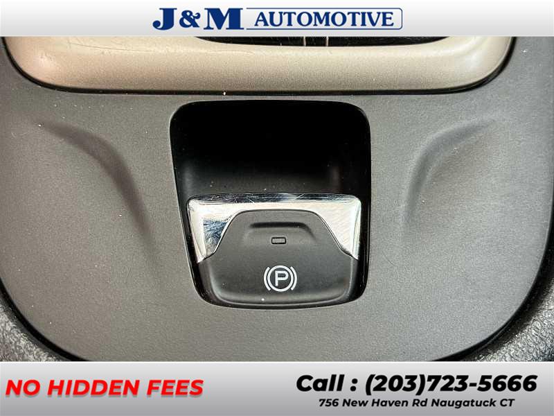 2016 Jeep Cherokee Latitude, available for sale in Naugatuck, Connecticut | J&M Automotive Sls&Svc LLC. Naugatuck, Connecticut 2016 Jeep Cherokee Latitude, available for sale in Naugatuck, Connecticut | J&M Automotive Sls&Svc LLC. Naugatuck, Connecticut