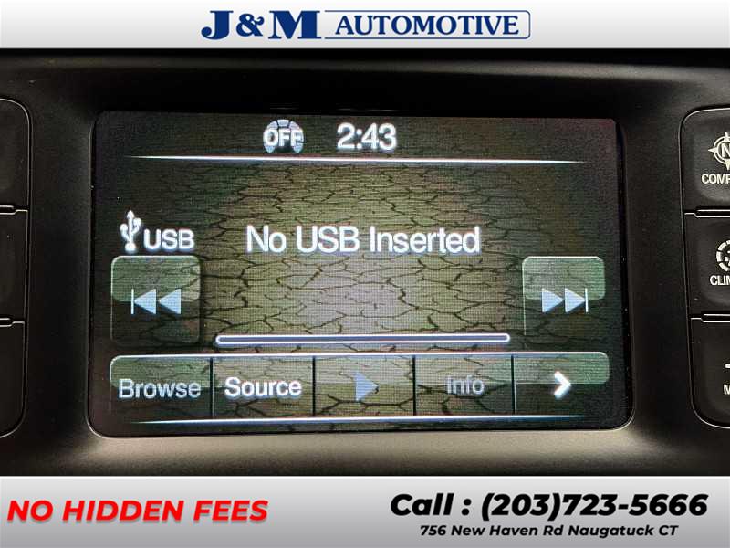 2016 Jeep Cherokee Latitude, available for sale in Naugatuck, Connecticut | J&M Automotive Sls&Svc LLC. Naugatuck, Connecticut 2016 Jeep Cherokee Latitude, available for sale in Naugatuck, Connecticut | J&M Automotive Sls&Svc LLC. Naugatuck, Connecticut