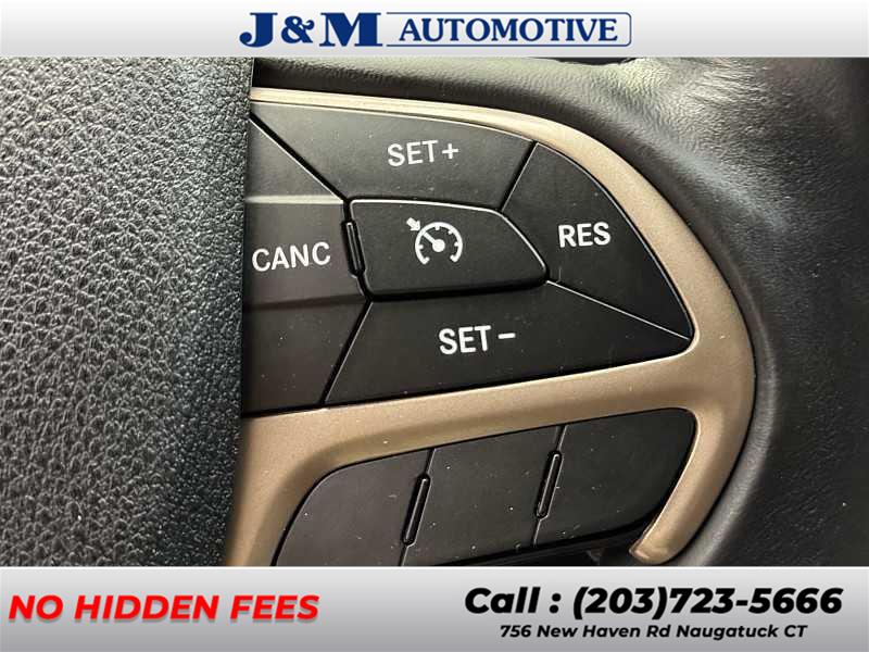 2016 Jeep Cherokee Latitude, available for sale in Naugatuck, Connecticut | J&M Automotive Sls&Svc LLC. Naugatuck, Connecticut 2016 Jeep Cherokee Latitude, available for sale in Naugatuck, Connecticut | J&M Automotive Sls&Svc LLC. Naugatuck, Connecticut