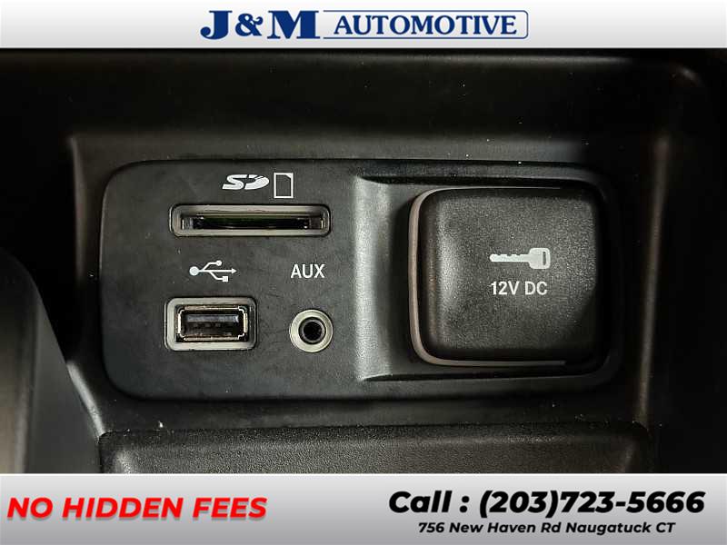 2016 Jeep Cherokee Latitude, available for sale in Naugatuck, Connecticut | J&M Automotive Sls&Svc LLC. Naugatuck, Connecticut 2016 Jeep Cherokee Latitude, available for sale in Naugatuck, Connecticut | J&M Automotive Sls&Svc LLC. Naugatuck, Connecticut