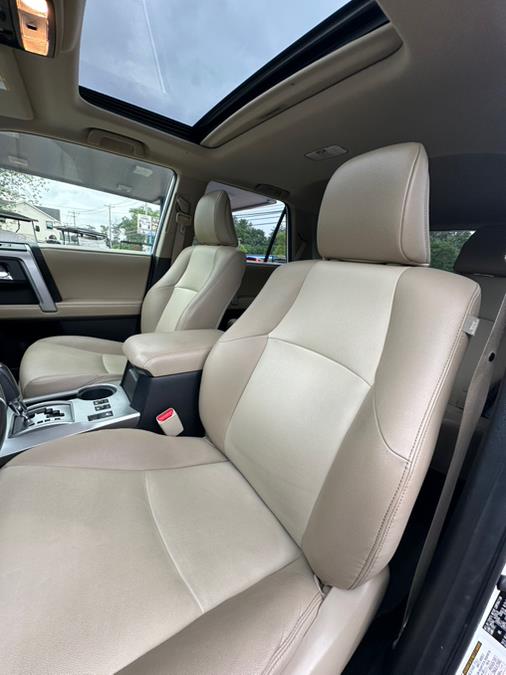 2016 Toyota 4Runner 4WD 4dr V6 SR5 Premium (Natl), available for sale in Branford, Connecticut | Al Mac Motors 2. Branford, Connecticut 2016 Toyota 4Runner 4WD 4dr V6 SR5 Premium (Natl), available for sale in Branford, Connecticut | Al Mac Motors 2. Branford, Connecticut