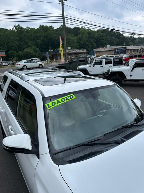2016 Toyota 4Runner 4WD 4dr V6 SR5 Premium (Natl), available for sale in Branford, Connecticut | Al Mac Motors 2. Branford, Connecticut 2016 Toyota 4Runner 4WD 4dr V6 SR5 Premium (Natl), available for sale in Branford, Connecticut | Al Mac Motors 2. Branford, Connecticut