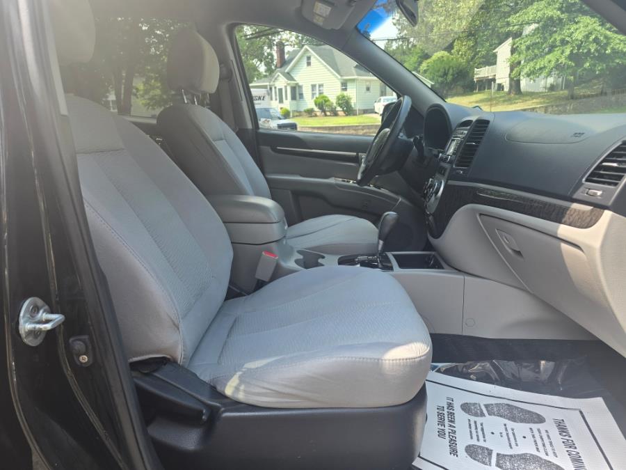 2009 Hyundai Santa Fe FWD 4dr Auto GLS, available for sale in Bloomingdale, New Jersey | Bloomingdale Auto Group. Bloomingdale, New Jersey 2009 Hyundai Santa Fe FWD 4dr Auto GLS, available for sale in Bloomingdale, New Jersey | Bloomingdale Auto Group. Bloomingdale, New Jersey