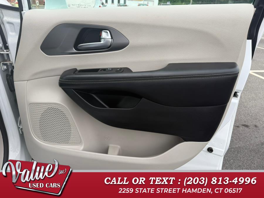 2022 Chrysler Pacifica Touring L FWD, available for sale in Hamden, Connecticut | Value, Inc.. Hamden, Connecticut 2022 Chrysler Pacifica Touring L FWD, available for sale in Hamden, Connecticut | Value, Inc.. Hamden, Connecticut