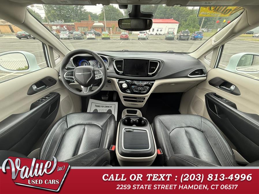 2022 Chrysler Pacifica Touring L FWD, available for sale in Hamden, Connecticut | Value, Inc.. Hamden, Connecticut 2022 Chrysler Pacifica Touring L FWD, available for sale in Hamden, Connecticut | Value, Inc.. Hamden, Connecticut