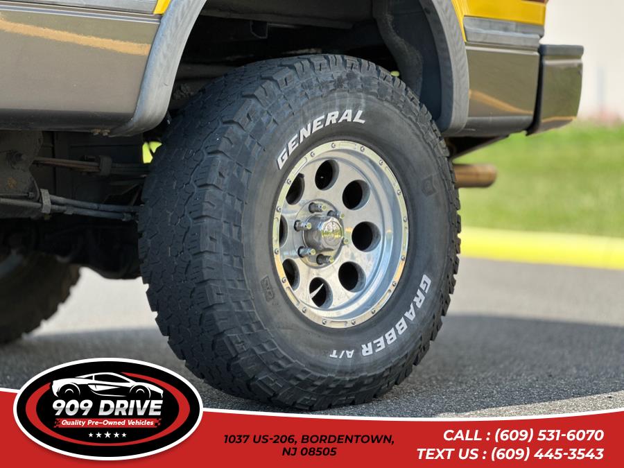 2004 Ford F-150 XLT | FX4, available for sale in BORDENTOWN, New Jersey | 909 Drive. BORDENTOWN, New Jersey 2004 Ford F-150 XLT | FX4, available for sale in BORDENTOWN, New Jersey | 909 Drive. BORDENTOWN, New Jersey