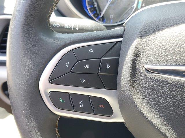 2022 Chrysler Pacifica Touring L, available for sale in Fort Lauderdale, Florida | CarLux Fort Lauderdale. Fort Lauderdale, Florida 2022 Chrysler Pacifica Touring L, available for sale in Fort Lauderdale, Florida | CarLux Fort Lauderdale. Fort Lauderdale, Florida