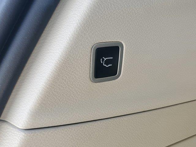 2022 Chrysler Pacifica Touring L, available for sale in Fort Lauderdale, Florida | CarLux Fort Lauderdale. Fort Lauderdale, Florida 2022 Chrysler Pacifica Touring L, available for sale in Fort Lauderdale, Florida | CarLux Fort Lauderdale. Fort Lauderdale, Florida