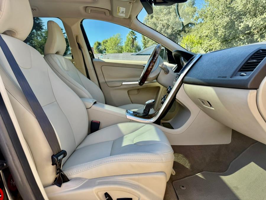 2013 Volvo XC60 FWD 4dr 3.2L Premier Plus PZEV, available for sale in Tarzana, California | Ivanna Auto. Tarzana, California 2013 Volvo XC60 FWD 4dr 3.2L Premier Plus PZEV, available for sale in Tarzana, California | Ivanna Auto. Tarzana, California