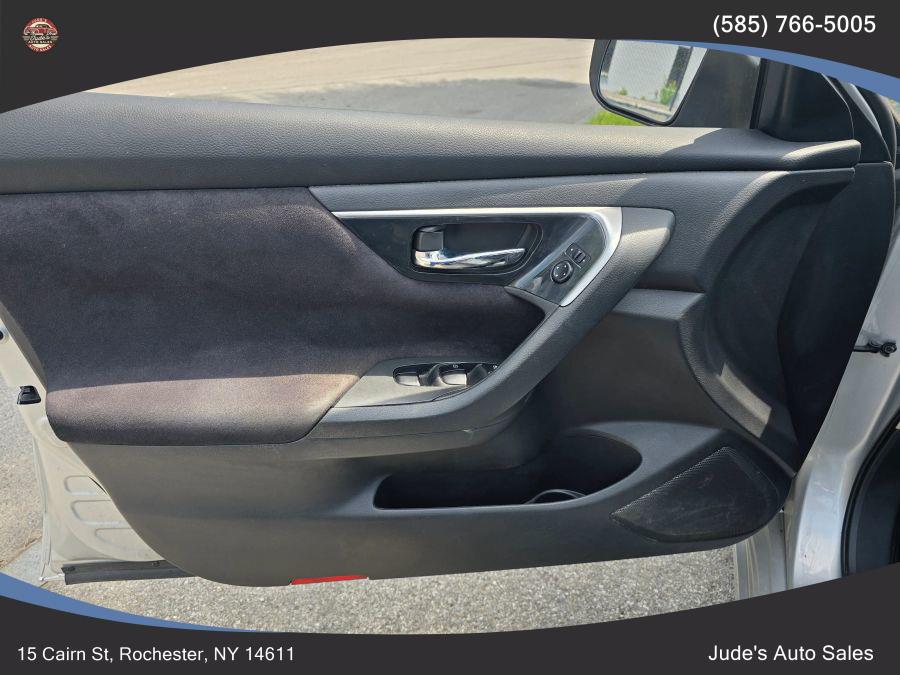 2013 Nissan Altima 2.5 S Sedan 4D, available for sale in Wolcott, New York | Auto Hunter CNY. Wolcott, New York 2013 Nissan Altima 2.5 S Sedan 4D, available for sale in Wolcott, New York | Auto Hunter CNY. Wolcott, New York
