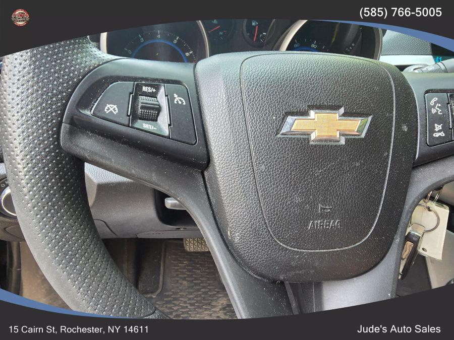 2016 Chevrolet Cruze Limited 1LT Sedan 4D, available for sale in Wolcott, New York | Auto Hunter CNY. Wolcott, New York 2016 Chevrolet Cruze Limited 1LT Sedan 4D, available for sale in Wolcott, New York | Auto Hunter CNY. Wolcott, New York