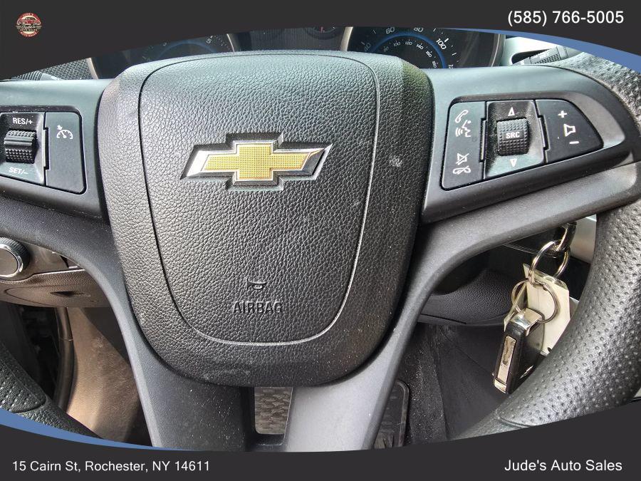 2016 Chevrolet Cruze Limited 1LT Sedan 4D, available for sale in Wolcott, New York | Auto Hunter CNY. Wolcott, New York 2016 Chevrolet Cruze Limited 1LT Sedan 4D, available for sale in Wolcott, New York | Auto Hunter CNY. Wolcott, New York