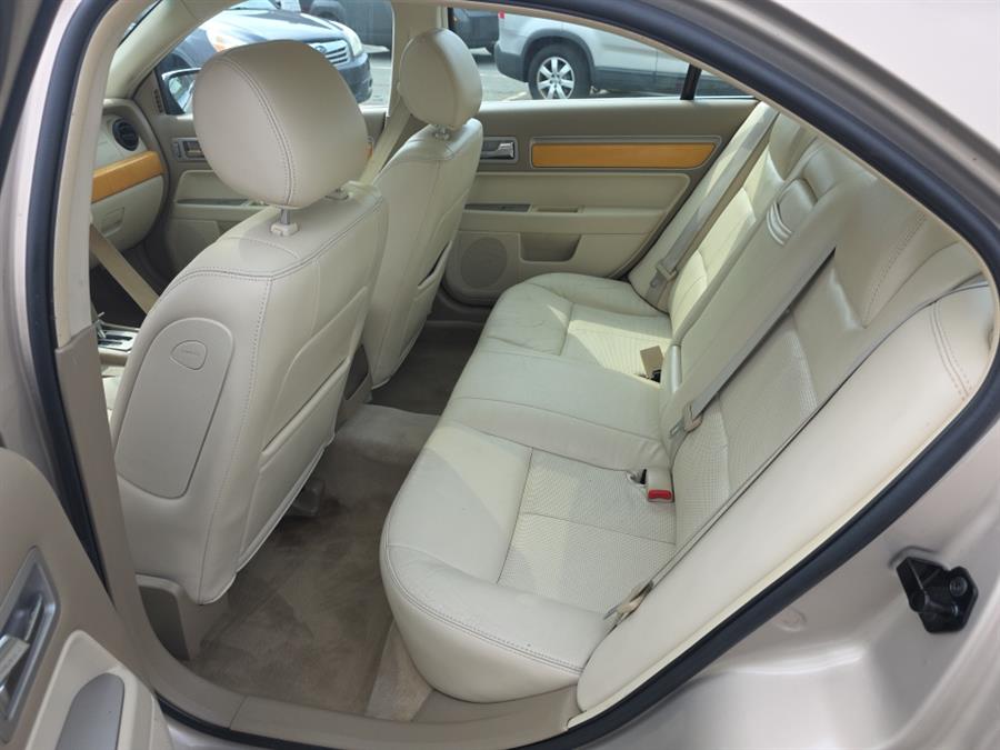 2007 Lincoln MKZ 4dr Sdn AWD, available for sale in Whitman, Massachusetts | Whitman Auto Center. Whitman, Massachusetts 2007 Lincoln MKZ 4dr Sdn AWD, available for sale in Whitman, Massachusetts | Whitman Auto Center. Whitman, Massachusetts