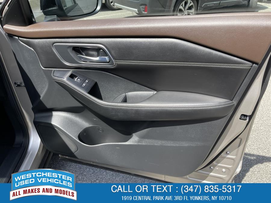 2021 Nissan Rogue SL, available for sale in Yonkers, New York | Apex Westchester Used Vehicles. Yonkers, New York 2021 Nissan Rogue SL, available for sale in Yonkers, New York | Apex Westchester Used Vehicles. Yonkers, New York