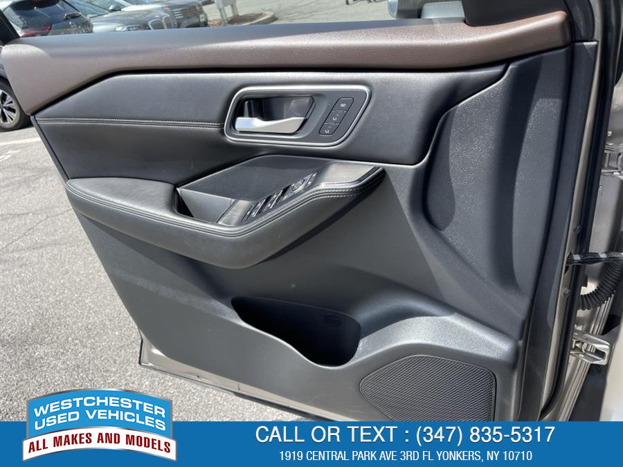 2021 Nissan Rogue SL, available for sale in Yonkers, New York | Apex Westchester Used Vehicles. Yonkers, New York 2021 Nissan Rogue SL, available for sale in Yonkers, New York | Apex Westchester Used Vehicles. Yonkers, New York