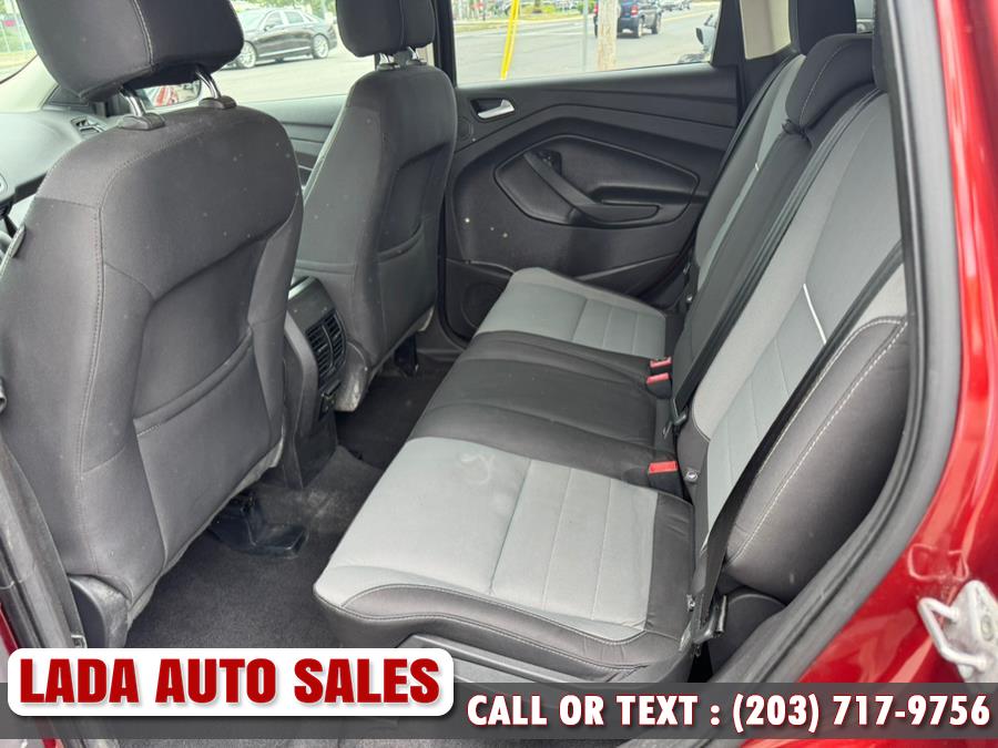 2016 Ford Escape 4WD 4dr SE, available for sale in Bridgeport, Connecticut | Lada Auto Sales. Bridgeport, Connecticut 2016 Ford Escape 4WD 4dr SE, available for sale in Bridgeport, Connecticut | Lada Auto Sales. Bridgeport, Connecticut
