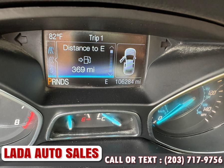 2016 Ford Escape 4WD 4dr SE, available for sale in Bridgeport, Connecticut | Lada Auto Sales. Bridgeport, Connecticut 2016 Ford Escape 4WD 4dr SE, available for sale in Bridgeport, Connecticut | Lada Auto Sales. Bridgeport, Connecticut