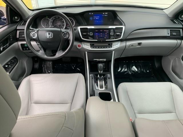 2013 Honda Accord Sdn EX-L, available for sale in Forestville, Maryland | Valentine Motor Company. Forestville, Maryland 2013 Honda Accord Sdn EX-L, available for sale in Forestville, Maryland | Valentine Motor Company. Forestville, Maryland