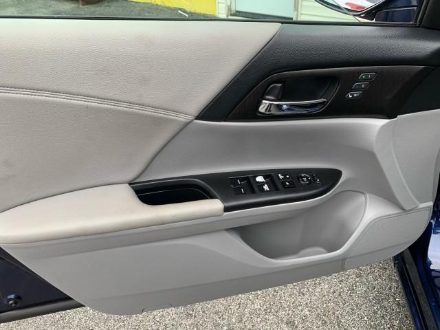 2013 Honda Accord Sdn EX-L, available for sale in Forestville, Maryland | Valentine Motor Company. Forestville, Maryland 2013 Honda Accord Sdn EX-L, available for sale in Forestville, Maryland | Valentine Motor Company. Forestville, Maryland