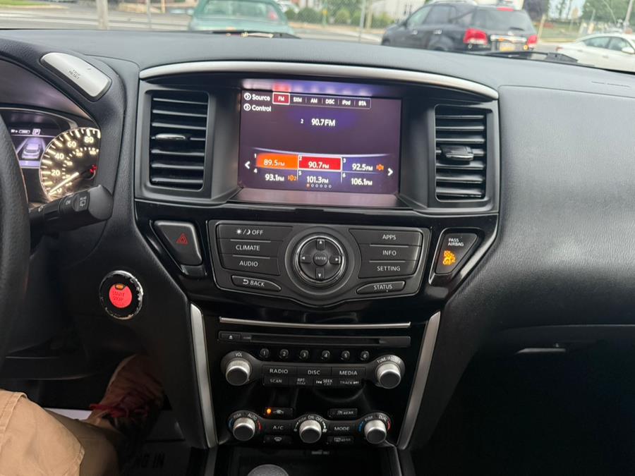 2018 Nissan Pathfinder 4x4 S, available for sale in Philadelphia, Pennsylvania | Eugen's Auto Sales & Repairs. Philadelphia, Pennsylvania 2018 Nissan Pathfinder 4x4 S, available for sale in Philadelphia, Pennsylvania | Eugen's Auto Sales & Repairs. Philadelphia, Pennsylvania