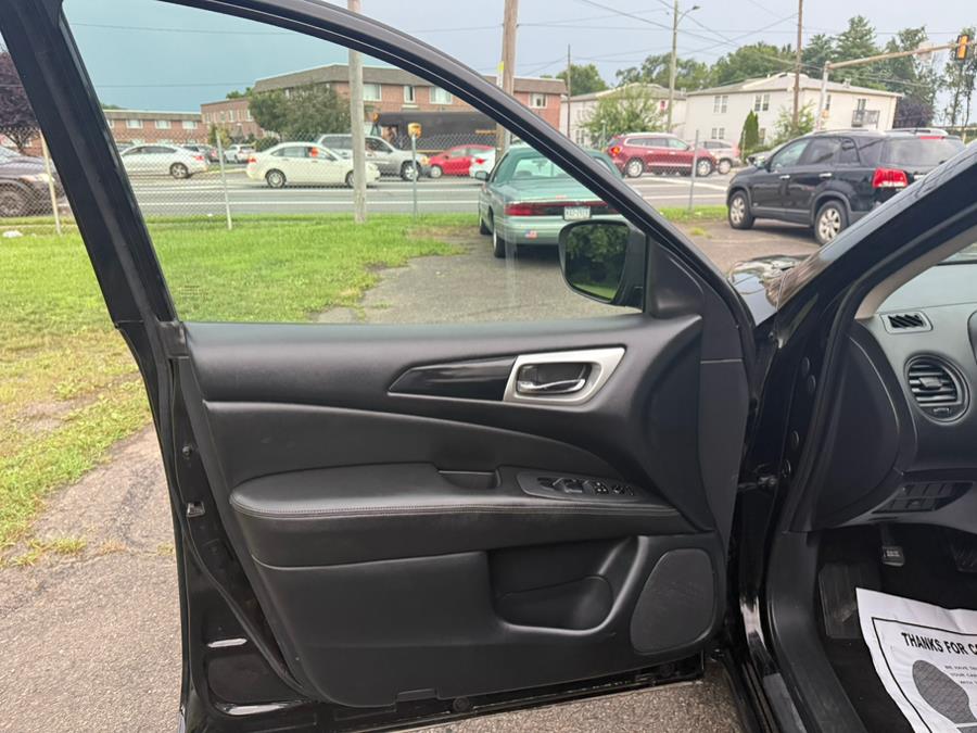 2018 Nissan Pathfinder 4x4 S, available for sale in Philadelphia, Pennsylvania | Eugen's Auto Sales & Repairs. Philadelphia, Pennsylvania 2018 Nissan Pathfinder 4x4 S, available for sale in Philadelphia, Pennsylvania | Eugen's Auto Sales & Repairs. Philadelphia, Pennsylvania