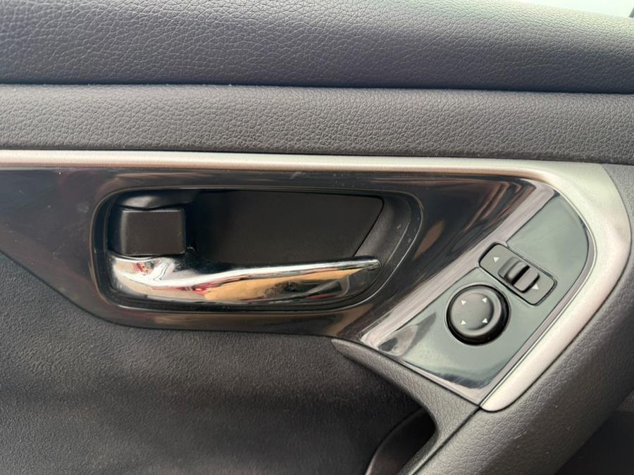 2014 Nissan Altima 4dr Sdn I4 2.5, available for sale in Philadelphia, Pennsylvania | Eugen's Auto Sales & Repairs. Philadelphia, Pennsylvania 2014 Nissan Altima 4dr Sdn I4 2.5, available for sale in Philadelphia, Pennsylvania | Eugen's Auto Sales & Repairs. Philadelphia, Pennsylvania