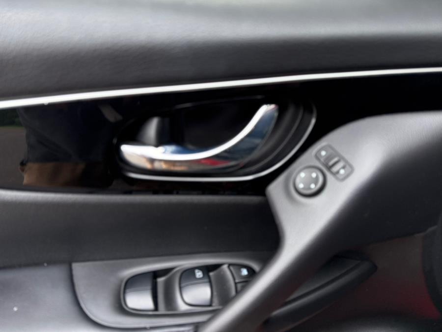 2019 Nissan Rogue Sport AWD SL, available for sale in Philadelphia, Pennsylvania | Eugen's Auto Sales & Repairs. Philadelphia, Pennsylvania 2019 Nissan Rogue Sport AWD SL, available for sale in Philadelphia, Pennsylvania | Eugen's Auto Sales & Repairs. Philadelphia, Pennsylvania