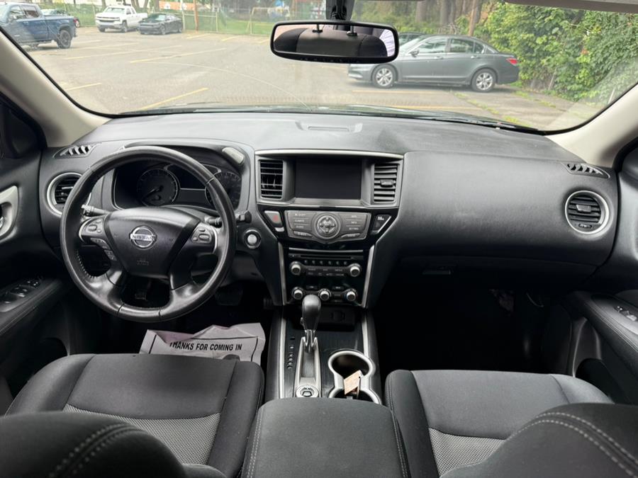 2017 Nissan Pathfinder 4x4 SV, available for sale in Philadelphia, Pennsylvania | Eugen's Auto Sales & Repairs. Philadelphia, Pennsylvania 2017 Nissan Pathfinder 4x4 SV, available for sale in Philadelphia, Pennsylvania | Eugen's Auto Sales & Repairs. Philadelphia, Pennsylvania
