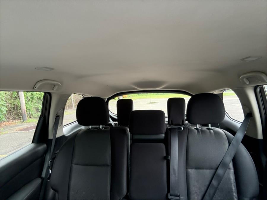 2017 Nissan Pathfinder 4x4 SV, available for sale in Philadelphia, Pennsylvania | Eugen's Auto Sales & Repairs. Philadelphia, Pennsylvania 2017 Nissan Pathfinder 4x4 SV, available for sale in Philadelphia, Pennsylvania | Eugen's Auto Sales & Repairs. Philadelphia, Pennsylvania