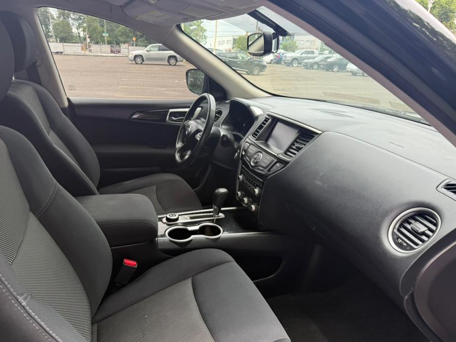 2017 Nissan Pathfinder 4x4 SV, available for sale in Philadelphia, Pennsylvania | Eugen's Auto Sales & Repairs. Philadelphia, Pennsylvania 2017 Nissan Pathfinder 4x4 SV, available for sale in Philadelphia, Pennsylvania | Eugen's Auto Sales & Repairs. Philadelphia, Pennsylvania