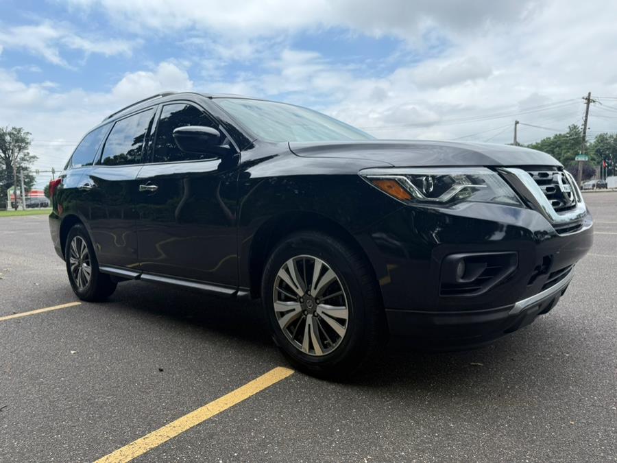 2017 Nissan Pathfinder 4x4 SV, available for sale in Philadelphia, Pennsylvania | Eugen's Auto Sales & Repairs. Philadelphia, Pennsylvania 2017 Nissan Pathfinder 4x4 SV, available for sale in Philadelphia, Pennsylvania | Eugen's Auto Sales & Repairs. Philadelphia, Pennsylvania