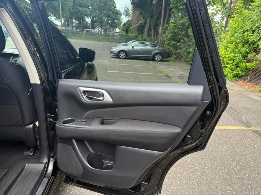 2017 Nissan Pathfinder 4x4 SV, available for sale in Philadelphia, Pennsylvania | Eugen's Auto Sales & Repairs. Philadelphia, Pennsylvania 2017 Nissan Pathfinder 4x4 SV, available for sale in Philadelphia, Pennsylvania | Eugen's Auto Sales & Repairs. Philadelphia, Pennsylvania