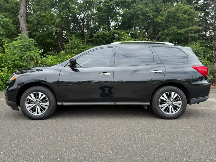 2017 Nissan Pathfinder 4x4 SV, available for sale in Philadelphia, Pennsylvania | Eugen's Auto Sales & Repairs. Philadelphia, Pennsylvania 2017 Nissan Pathfinder 4x4 SV, available for sale in Philadelphia, Pennsylvania | Eugen's Auto Sales & Repairs. Philadelphia, Pennsylvania