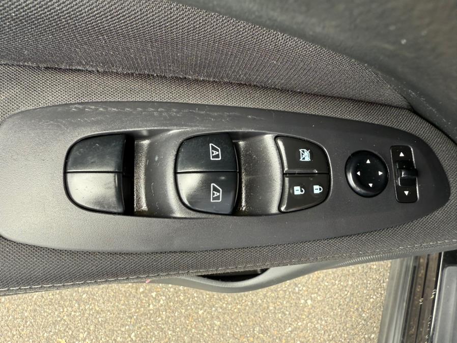 2017 Nissan Pathfinder 4x4 SV, available for sale in Philadelphia, Pennsylvania | Eugen's Auto Sales & Repairs. Philadelphia, Pennsylvania 2017 Nissan Pathfinder 4x4 SV, available for sale in Philadelphia, Pennsylvania | Eugen's Auto Sales & Repairs. Philadelphia, Pennsylvania