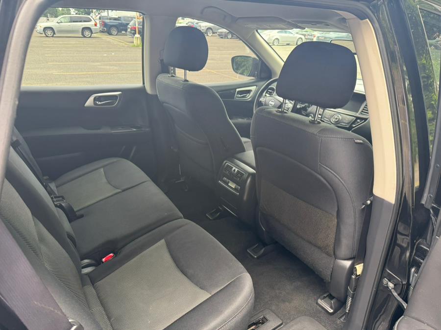 2017 Nissan Pathfinder 4x4 SV, available for sale in Philadelphia, Pennsylvania | Eugen's Auto Sales & Repairs. Philadelphia, Pennsylvania 2017 Nissan Pathfinder 4x4 SV, available for sale in Philadelphia, Pennsylvania | Eugen's Auto Sales & Repairs. Philadelphia, Pennsylvania