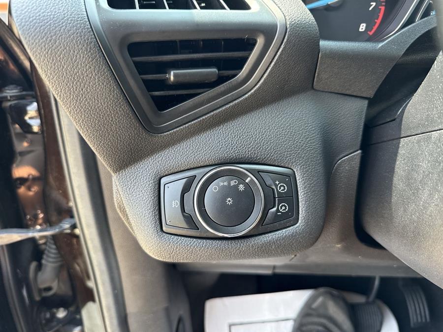 2013 Ford Escape SE photo 35