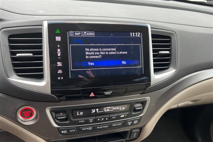 2016 Honda Pilot AWD 4dr EX-L w/Navi, available for sale in Lindenhurst, New York | Power Motor Group. Lindenhurst, New York 2016 Honda Pilot AWD 4dr EX-L w/Navi, available for sale in Lindenhurst, New York | Power Motor Group. Lindenhurst, New York
