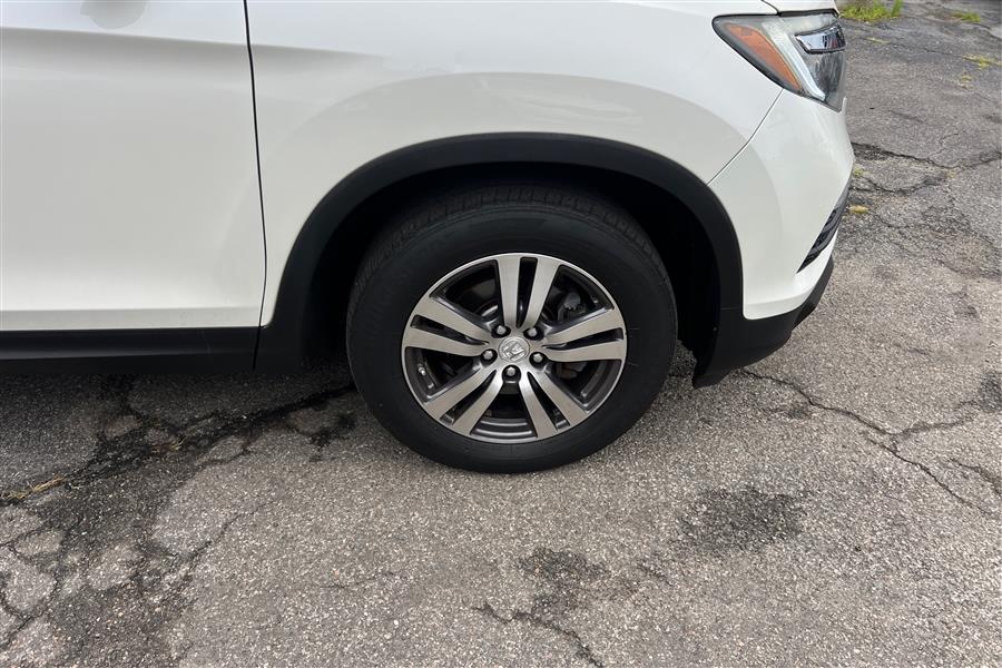 2016 Honda Pilot AWD 4dr EX-L w/Navi, available for sale in Lindenhurst, New York | Power Motor Group. Lindenhurst, New York 2016 Honda Pilot AWD 4dr EX-L w/Navi, available for sale in Lindenhurst, New York | Power Motor Group. Lindenhurst, New York