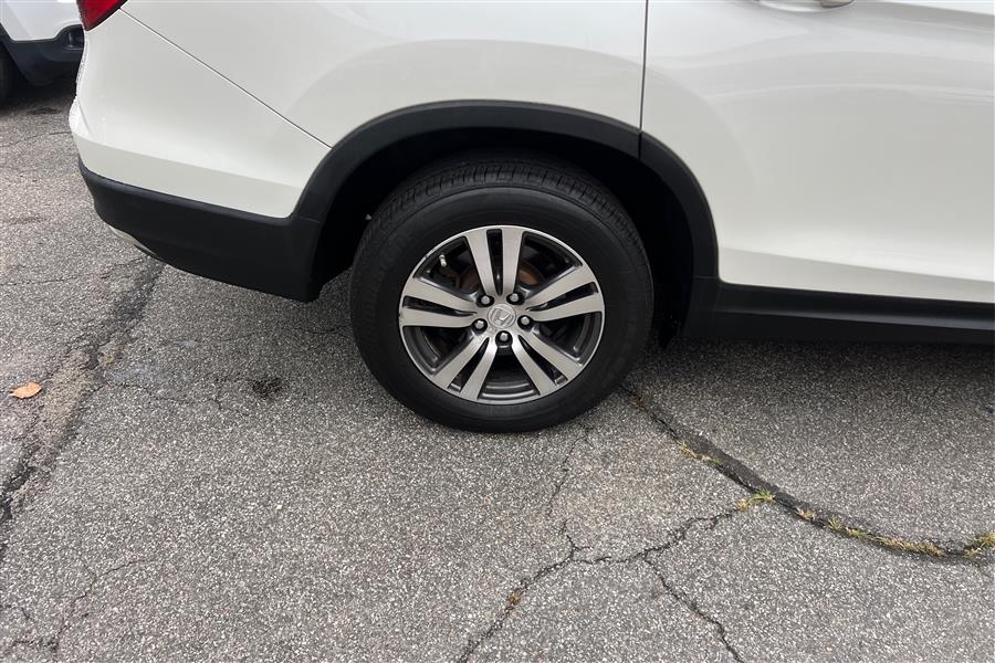 2016 Honda Pilot AWD 4dr EX-L w/Navi, available for sale in Lindenhurst, New York | Power Motor Group. Lindenhurst, New York 2016 Honda Pilot AWD 4dr EX-L w/Navi, available for sale in Lindenhurst, New York | Power Motor Group. Lindenhurst, New York