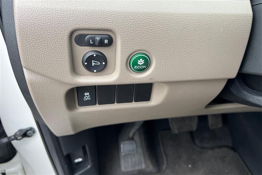 2016 Honda Pilot AWD 4dr EX-L w/Navi, available for sale in Lindenhurst, New York | Power Motor Group. Lindenhurst, New York 2016 Honda Pilot AWD 4dr EX-L w/Navi, available for sale in Lindenhurst, New York | Power Motor Group. Lindenhurst, New York