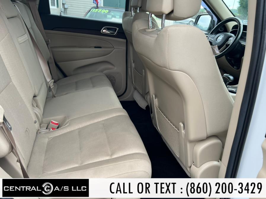 2014 Jeep Grand Cherokee 4WD 4dr Laredo, available for sale in East Windsor, Connecticut | Central A/S LLC. East Windsor, Connecticut 2014 Jeep Grand Cherokee 4WD 4dr Laredo, available for sale in East Windsor, Connecticut | Central A/S LLC. East Windsor, Connecticut