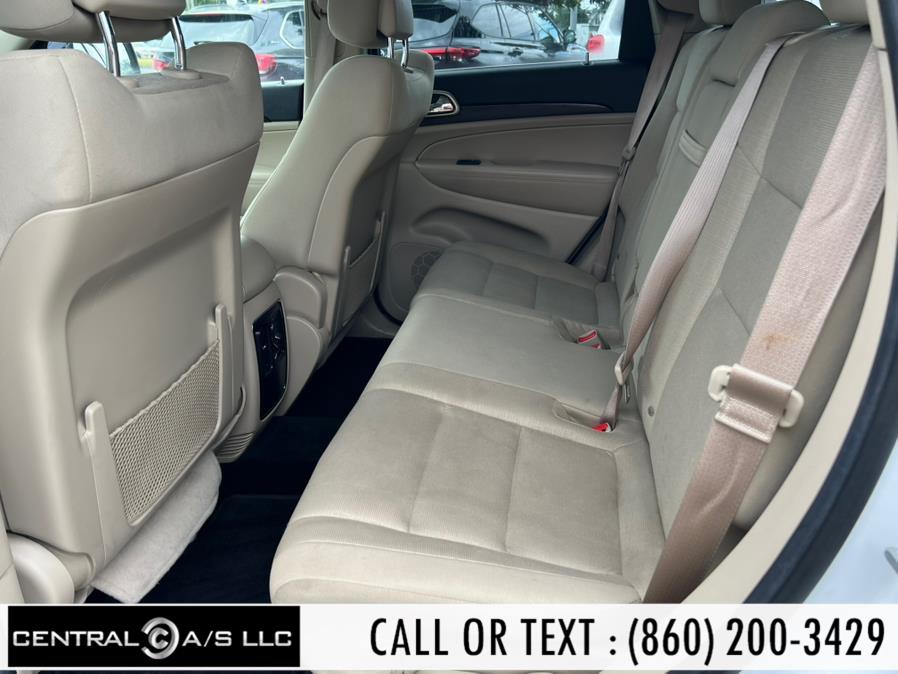 2014 Jeep Grand Cherokee 4WD 4dr Laredo, available for sale in East Windsor, Connecticut | Central A/S LLC. East Windsor, Connecticut 2014 Jeep Grand Cherokee 4WD 4dr Laredo, available for sale in East Windsor, Connecticut | Central A/S LLC. East Windsor, Connecticut
