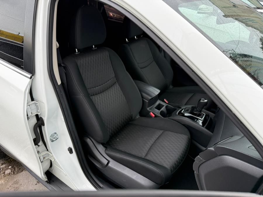 2017 Nissan Rogue 2017.5 AWD S, available for sale in Brooklyn, New York | Worlds Best Auto Inc. Brooklyn, New York 2017 Nissan Rogue 2017.5 AWD S, available for sale in Brooklyn, New York | Worlds Best Auto Inc. Brooklyn, New York