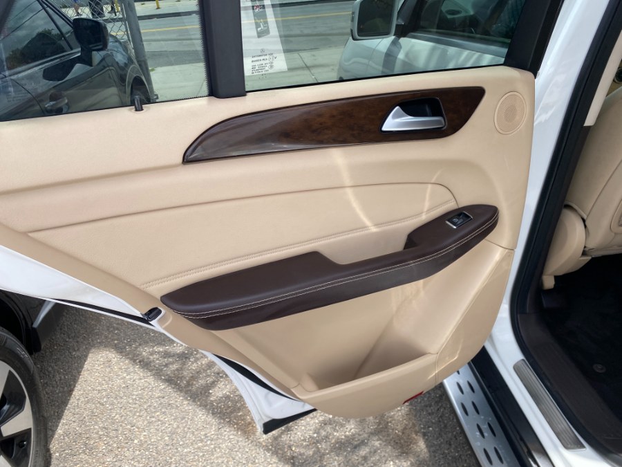 2016 Mercedes-Benz GLE 4MATIC 4dr GLE 350, available for sale in Middle Village, New York | Middle Village Motors . Middle Village, New York 2016 Mercedes-Benz GLE 4MATIC 4dr GLE 350, available for sale in Middle Village, New York | Middle Village Motors . Middle Village, New York