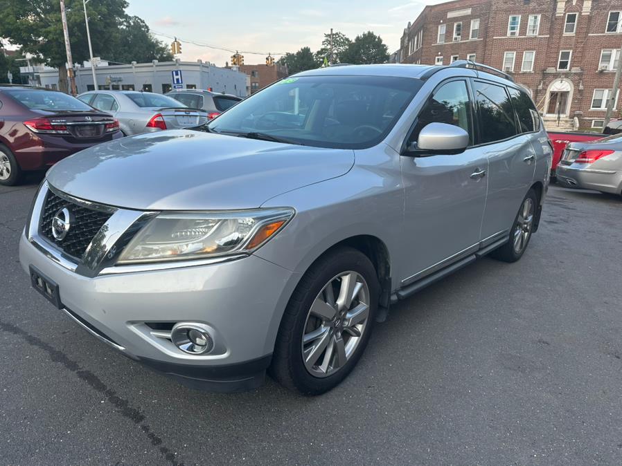 2014 Ford Explorer 4WD 4dr XLT, available for sale in New Britain, Connecticut | Central Auto Sales & Service. New Britain, Connecticut 2014 Ford Explorer 4WD 4dr XLT, available for sale in New Britain, Connecticut | Central Auto Sales & Service. New Britain, Connecticut