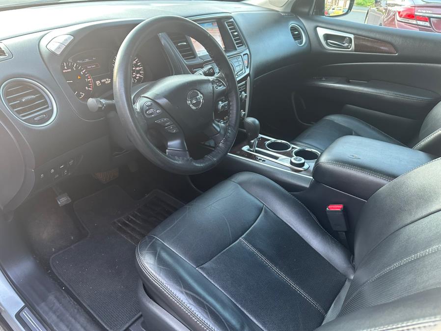 2014 Ford Explorer 4WD 4dr XLT, available for sale in New Britain, Connecticut | Central Auto Sales & Service. New Britain, Connecticut 2014 Ford Explorer 4WD 4dr XLT, available for sale in New Britain, Connecticut | Central Auto Sales & Service. New Britain, Connecticut